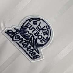 Imagem do Camisa Monterey Edição Especial 22/23 - Torcedor Puma Masculina - Branca com detalhes em azul