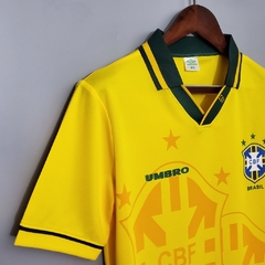 Camisa Retrô 94/95 Seleção Brasileira I Umbro Masculina - Amarela - Lux Imprts | CAMISAS DE FUTEBOL E BASQUETE