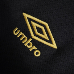 Camisa Chapecoense Edição Especial Aniversario 23/24 - Torcedor Umbro Masculina - Preta com detalhes em dourado - loja online