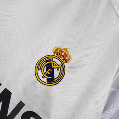 Camisa Retrô Real Madrid I 04/05 - Masculina Adidas - Branca com listras pretas - loja online
