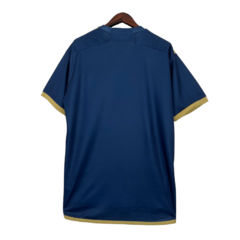 Camisa Real Madrid Edição Especial 23/24 - Torcedor Adidas Masculina - Azul com detalhes em dourado - comprar online
