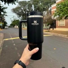 VASO QUENCHER STANLEY + CONJUNTO ADIDAS DE REGALO!! - comprar online