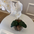 Arranjo de Orquídea Branco Puro Com Vaso de Vidro Transparente Conhaque - comprar online
