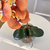 Arranjo de Orquídea Ocre Outono Com Vaso de Vidro Transparente Conhaque na internet