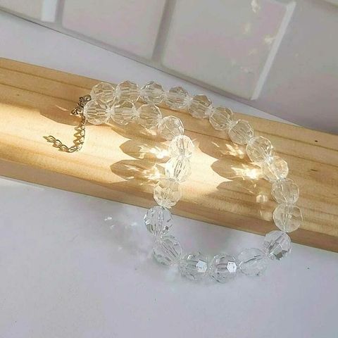 Colar com Esferas de Acrílico 1,5 cm e Acabamento em Aço Inox 