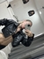 CAMPERA CROP ENGOMADA NEGRA