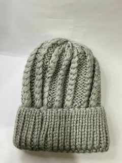 GORRO DE LANA GRUESO
