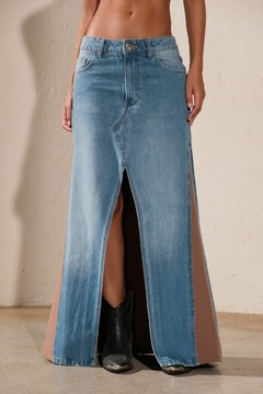 Saia Jeans Recorte Amaris Marrom na internet