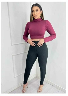 Cropped Manga Longa Gola Alta Sem Bojo