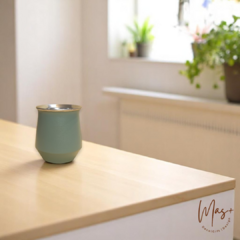 Mates térmicos de acero inoxidable, grabados y personalizados en varios colores