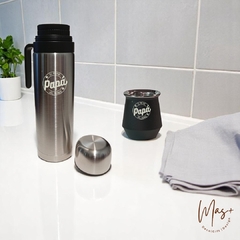 Set matero "El Mejor Papá del Mundo". Termo media manija de acero inoxidable 1 lt., mate acero doble pared negro con bombilla chata. - comprar online