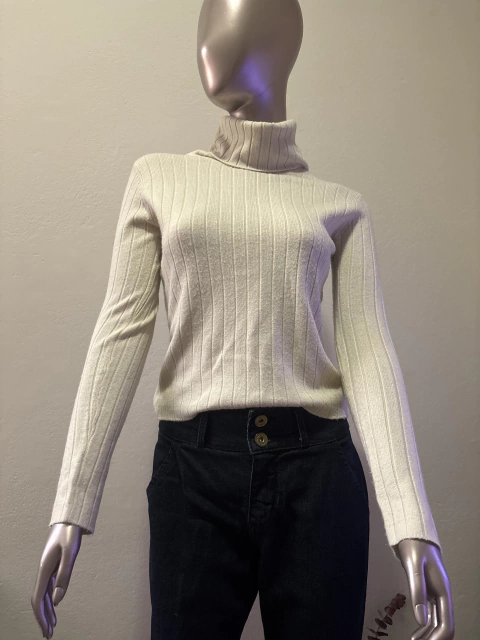 Cacharréu Off white Fininha Vanguard P