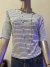 Blusinha Decote canoa Listrada Branco/Azul Yéssica M - comprar online