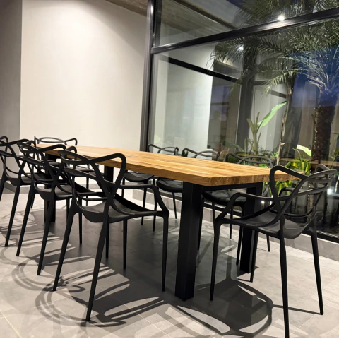 Mesa Petiribí macizo 2" + Sillas Allegra - comprar online