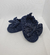 "Sapatinho Pantufinha Fofo: Jeans com laço - Conforto e Charme para o seu Bebê!" - comprar online