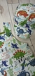 "Jardineira Max Conforto + boné: Estilo e Bem-Estar para o Seu Bebê!" " (Dino fundo branco) - comprar online