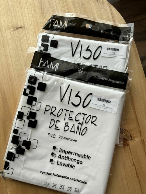 Cortina protectora de baño