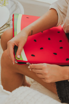 FUNDA Notebook Neoprene Est 28 Watermelon - comprar online