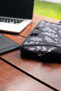 Maletín Notebook Estampado Negro - tienda online