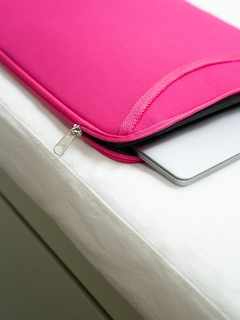 FUNDA Notebook Neoprene C/Bolsillo Interno - comprar online