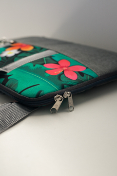 Funda Notebook CARRY Flower Power - CDTEK Mayoristas