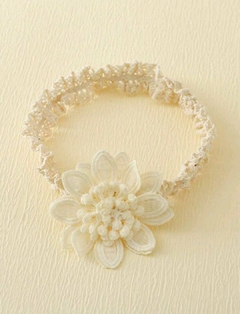 1 Par de Meias com aplique de flor + 1 lacinho de renda para bebê na internet