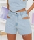 Short jeans com abertura - alcance - loja online