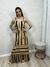 Vestido longo com recortes