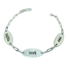 PULSERA FORCET CON TRES CHAPITAS OVALADAS GRABADAS. PEP62