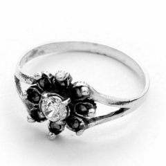 Anillo Flor con Cubic Pr57141