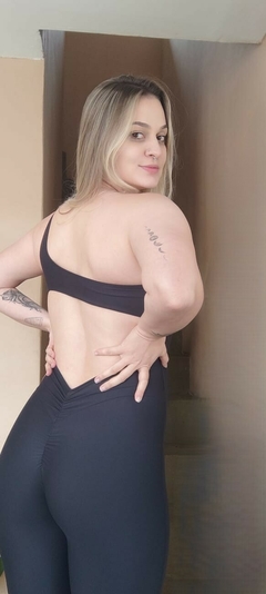Macacao Preto Empina Bumbum na internet