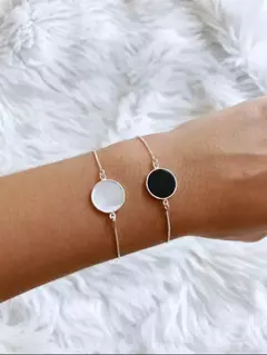 Pulseira com Pedra Ônix ou Madrepérola - comprar online