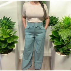 Calça Alfaiataria Modelagem Wide Leg c/ cinto