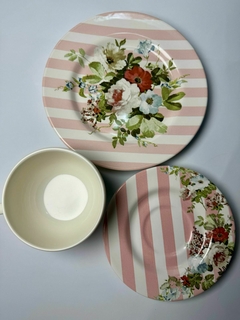 1 conjunto Xicara chá e prato de bolo Listrado floral - comprar online