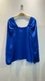 Blusa Blue com mangas bufantes