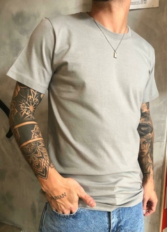 Remera BASIC - Blamck