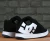 DC Court Graffik Negro y Blanco