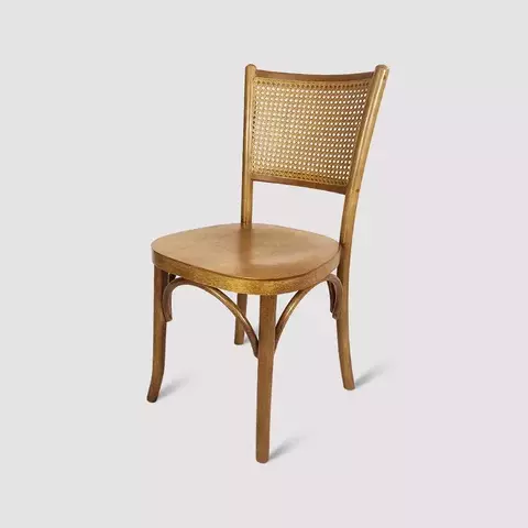 Cadeira Malibu De Madeira Maciça Encosto em Tela