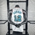 Regata clássica da NBA do Memphis Grizzlies, mostrando o nome "Morant" e o número 12 na parte de trás.