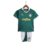 Camisa e shorts do kit infantil do Palmeiras com detalhes em verde e branco, modelo 24/25.