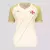 Camisa feminina do Vasco 2024/2025, com design branco e detalhes em dourado, destacando o escudo do clube.