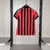 Camisa feminina do Vitória volt, Manto 1, nas cores vermelho e preto, com logotipo do clube e detalhes em branco, escudo bordados. 
