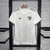 Camisa branca do Atlético Mineiro, modelo 24/25 Manto 2, com detalhes em cinza e logotipo do time.