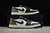 Air Jordan 1 Low Mocha na internet