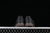 Adidas Samba na internet
