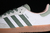 Adidas Samba na internet