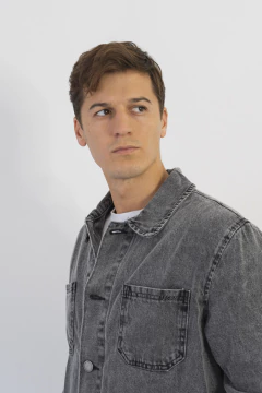 Imagen de CHAQUETA DE JEANS NEGRA