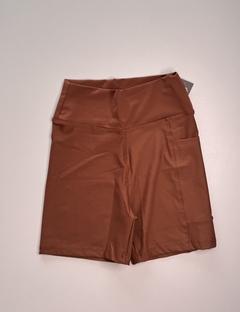 REF: 0012 SHORT TAMILA na internet