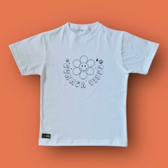 REMERA SUMMER VIBES