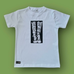 REMERA SHOES